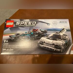 New! LEGO Speed Champions Mercedes-AMG Set - Black and Gray